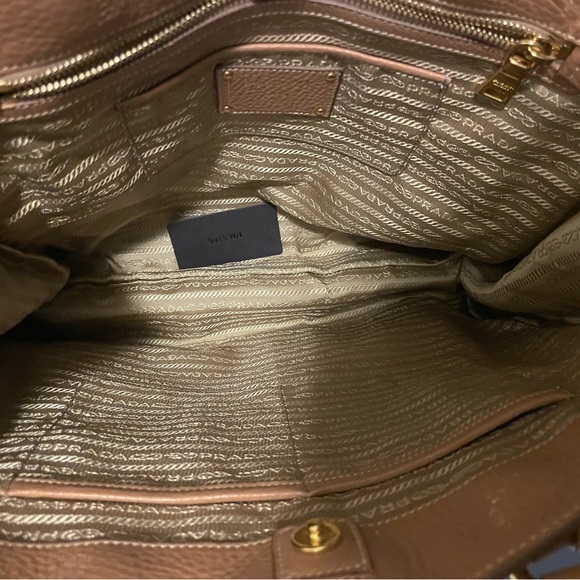 Prada Leather Tote Bag in Camel and Gold - Picture 4 of 4